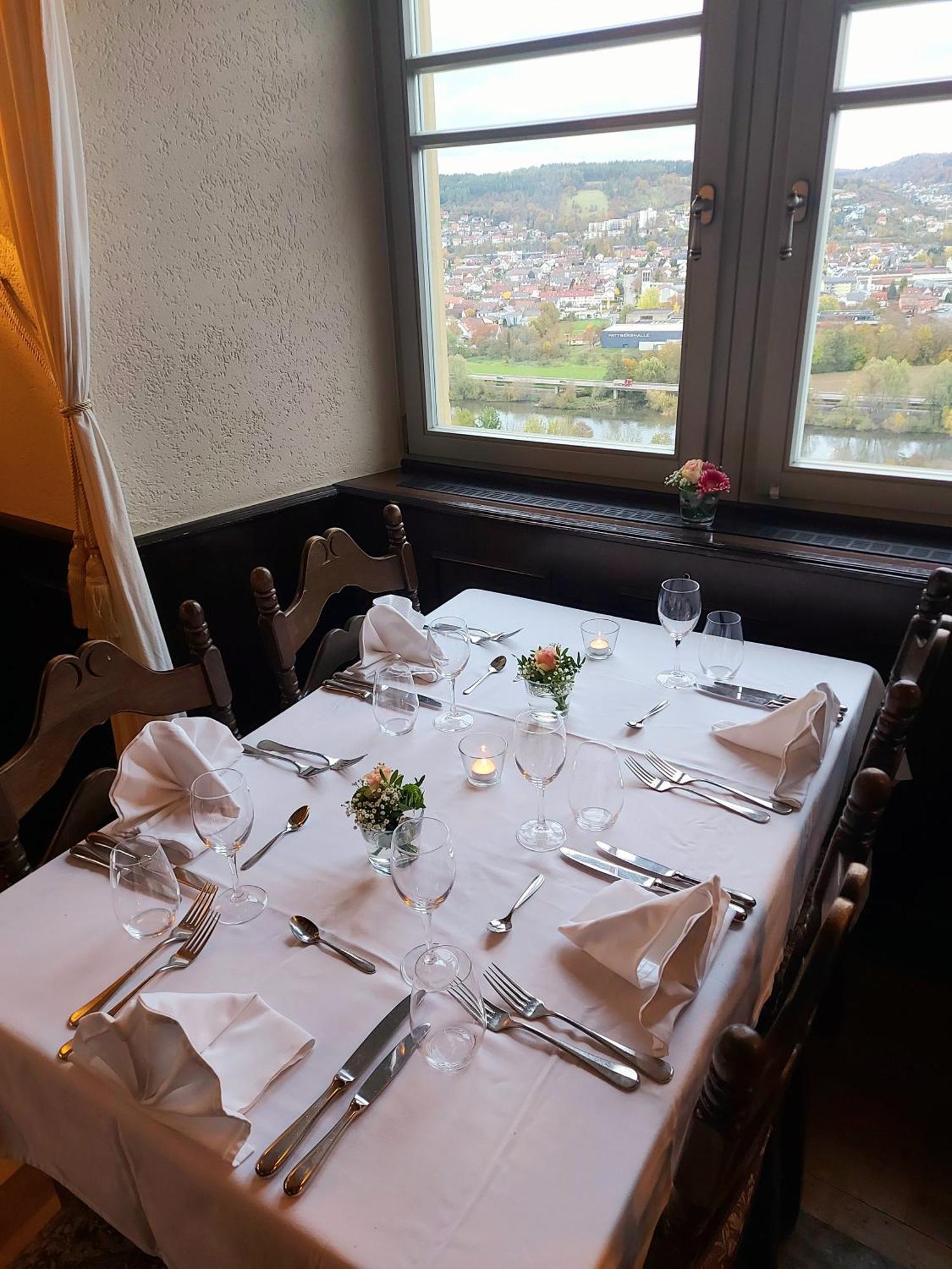 Eventlocation & Hotel Schloss Neuburg Obrigheim Luaran gambar