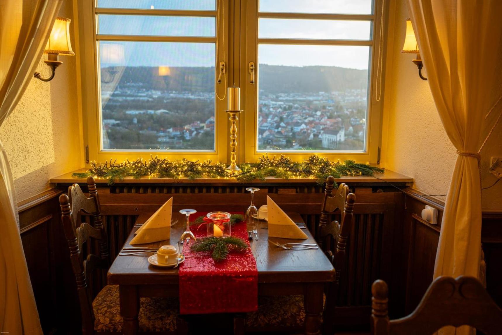 Eventlocation & Hotel Schloss Neuburg Obrigheim Luaran gambar